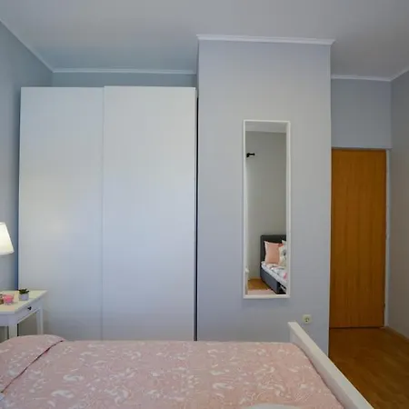 Escape House By Guide Vuksic