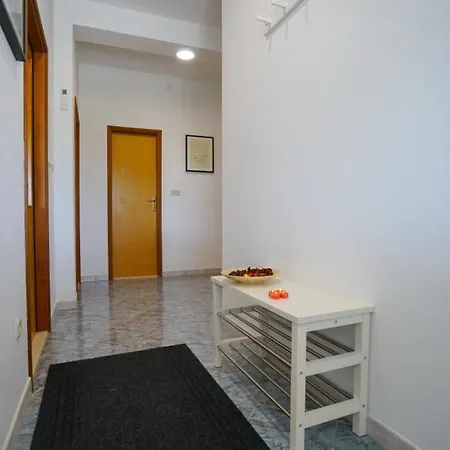 Escape House By Guide