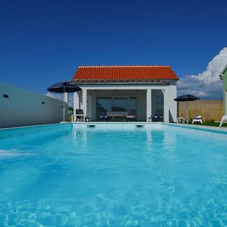 Villa Escape House By Guide *