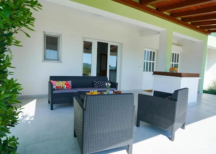 Escape House By Guide Villa Stankovci