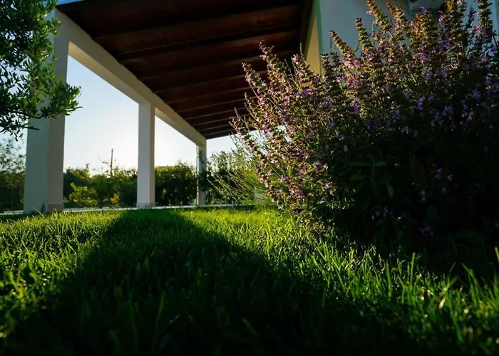 Escape House By Guide Villa